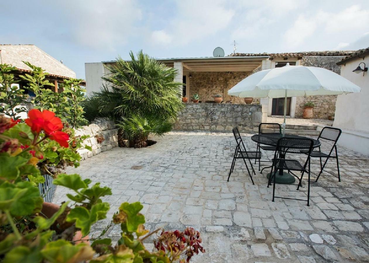 Agriturismo Villa Flavia Casa Serrafiori Exterior foto